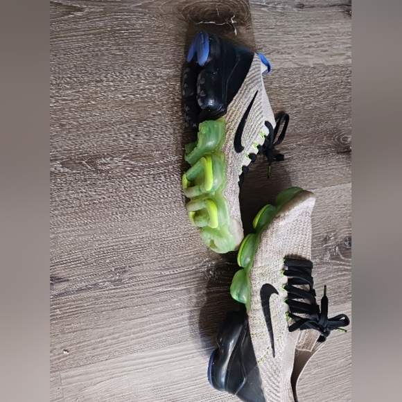 Nike Air Vapormax flyknit 3 size 9 - Picture 1 of 5